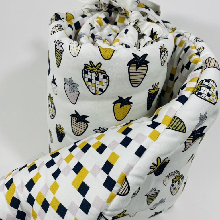 Second Type (nr 222) - Bed Bumper 60x120cm - Sweet and Sour/Cubes