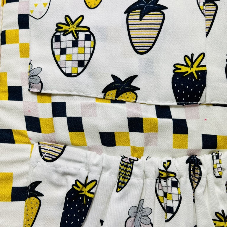 Second Type (no. 294) - Bed Organizer Sweet and Sour/Cubes