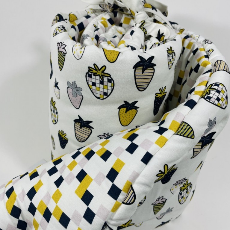 Second Type (no. 282) - Bed Bumper 60x120cm - Sweet and Sour/Cubes