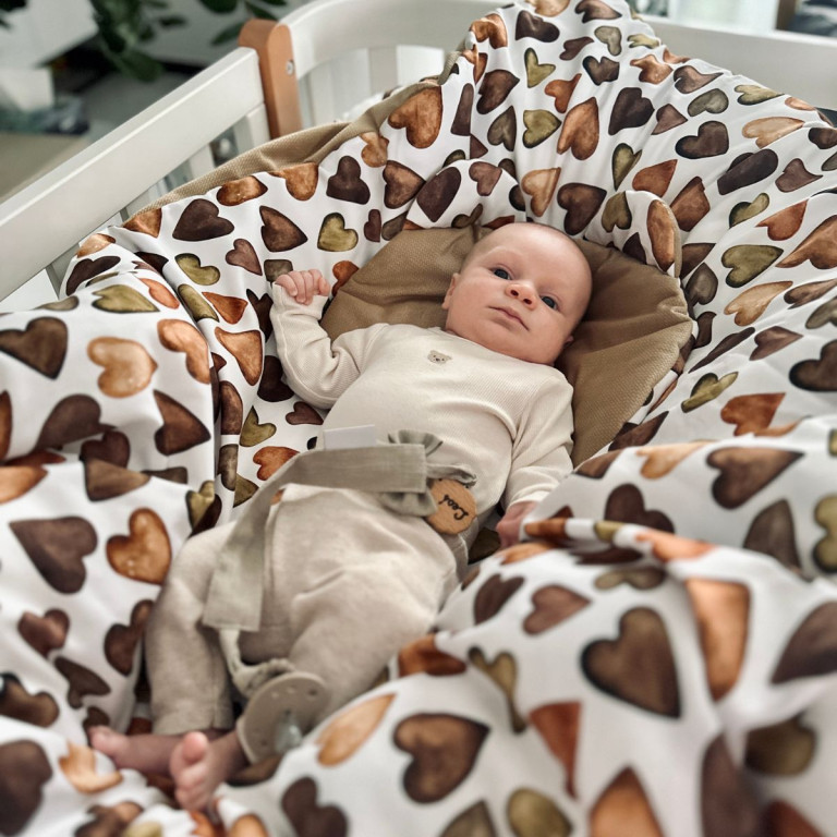 Medium Blanket 75x100cm Caramel Chocolate Pralines - Velvet