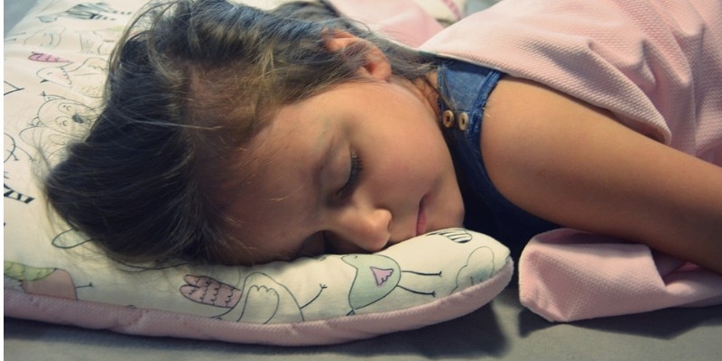 Preschooler Bed Pillow 40x60cm - Velvet